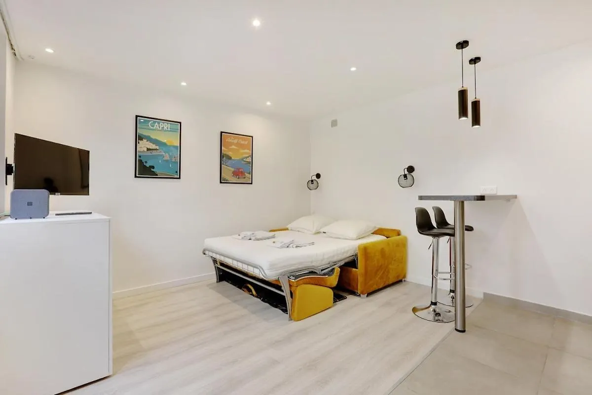 Apartment Joli Studio - Buttes-Chaumont Paris France